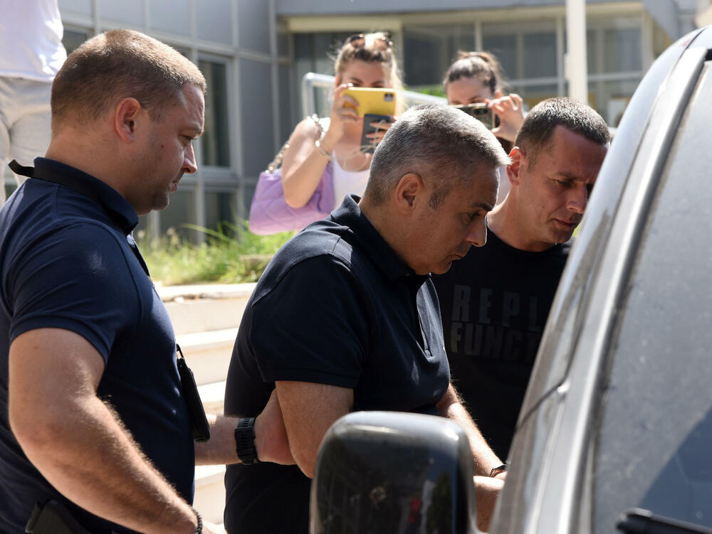 <p>Veljović je uhapšen jutros u akciji Specijalnog policijskog odjeljenja, po nalogu Specijalnog državnog tužilaštva</p>