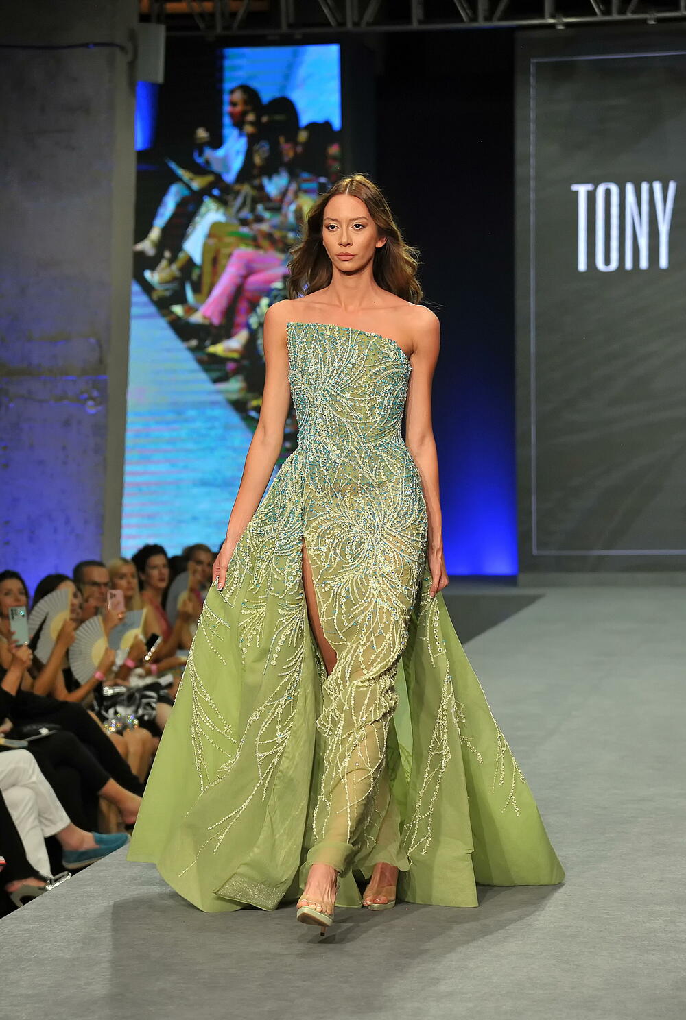 <p>Na petom IFF-u prikazana je njegova „ready to wear“ kolekcija za sezonu jesen/zima 23/24</p>