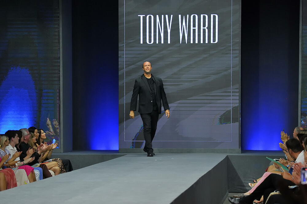 <p>Na petom IFF-u prikazana je njegova „ready to wear“ kolekcija za sezonu jesen/zima 23/24</p>