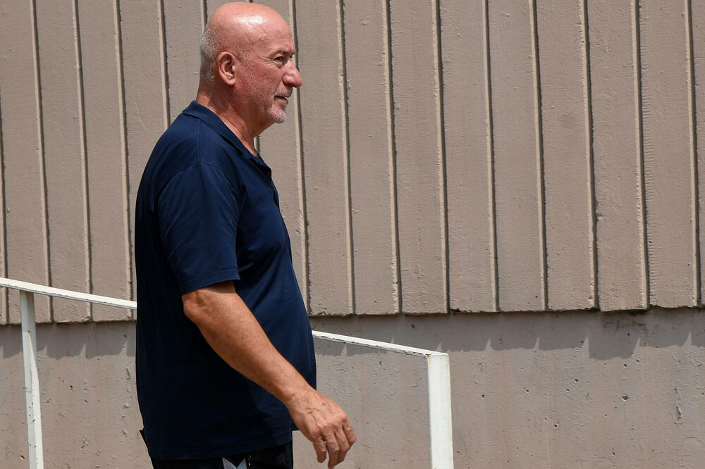 Katnić ispred Suda za prekršaje, Foto: Luka Zeković