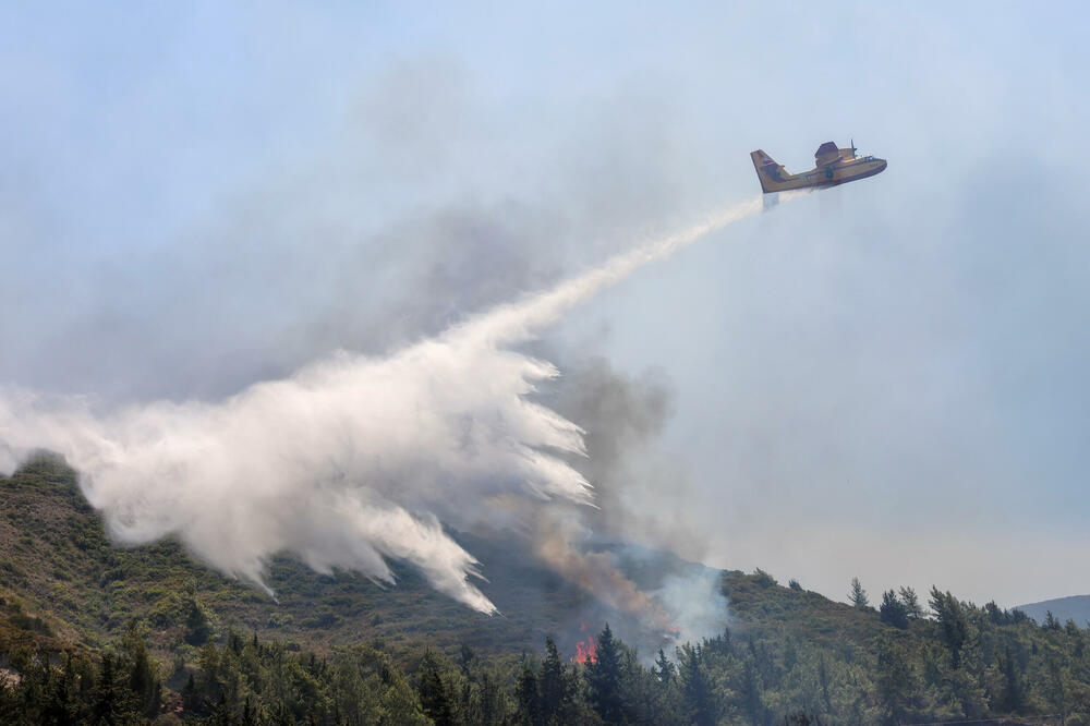 Avion za gašenje požara, Rodos, Foto: REUTERS