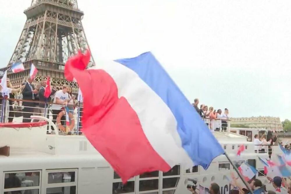 Pariz tokom predstavljanja olimpijske baklje, Foto: Printscreen YouTube/AFP News Agency