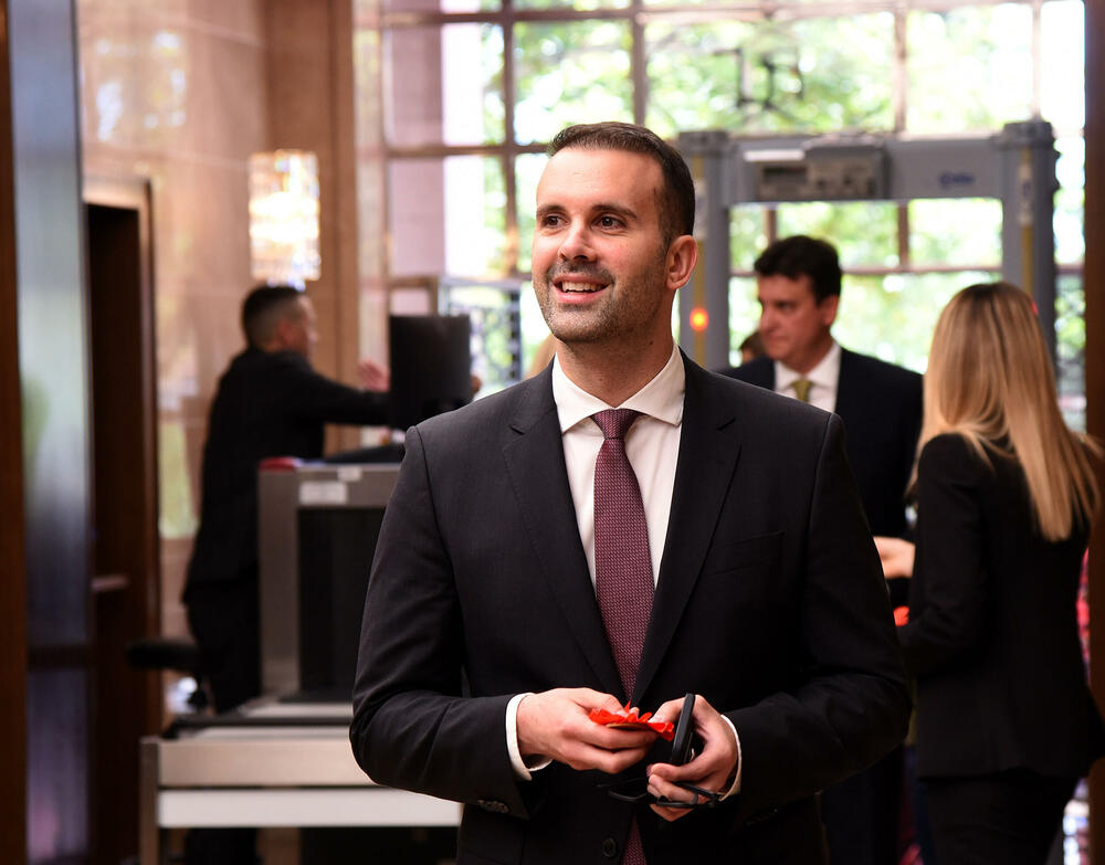 <p>Pogledajte fotografije koje je zabilježio foto-reporter "Vijesti" Luka Zeković i fotografije Skupštine Crne Gore</p>