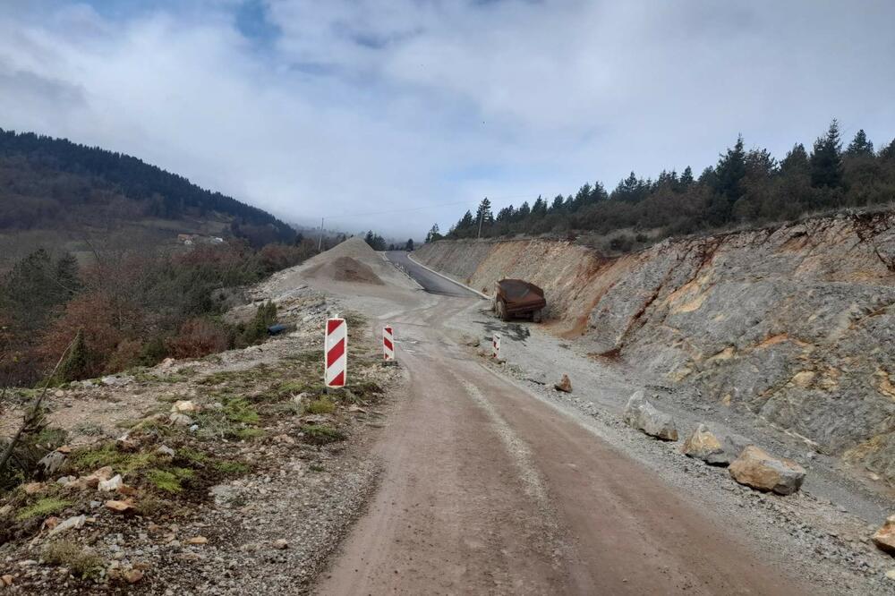 Jedan od nezavršenih puteva, Foto: Rkološko društvo Breznica
