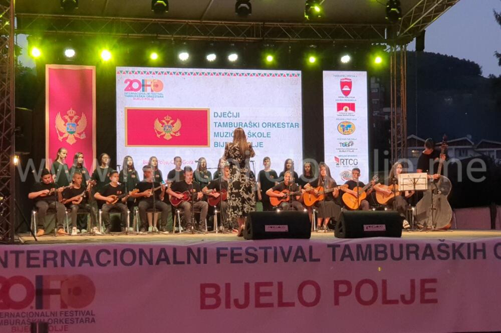 Detalj sa prve večeri festivala, Foto: Jadranka Ćetković