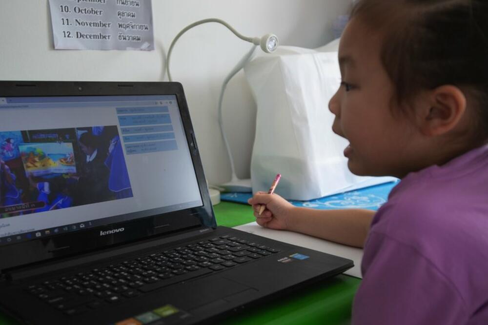 Dijete na onlajn času tokom pandemije kovida na Tajlandu, Foto: Getty Images