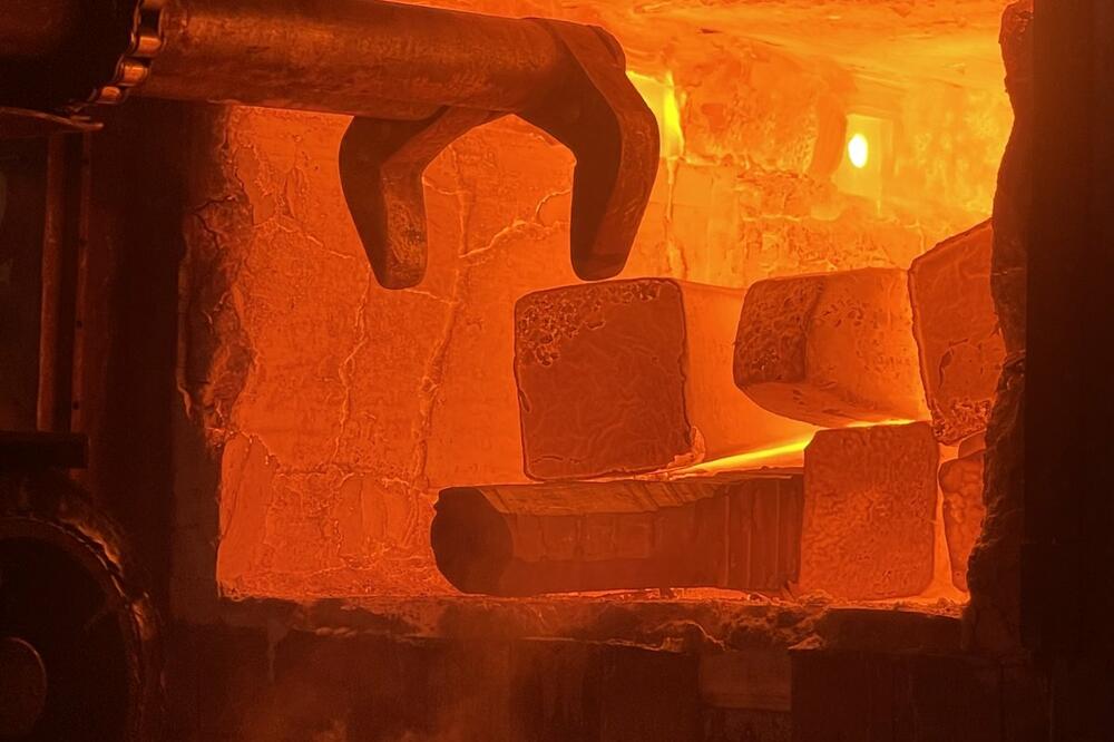 Kovanje prve šarže za izradu namjenskih lega, Foto: EPCG Željezara Nikšić