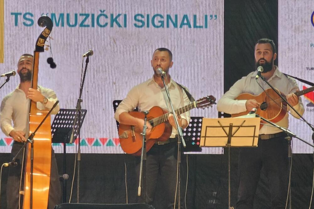 Sa festivala tamburaških orkestara u Bijelom Polju, Foto: Jadranka Ćetković