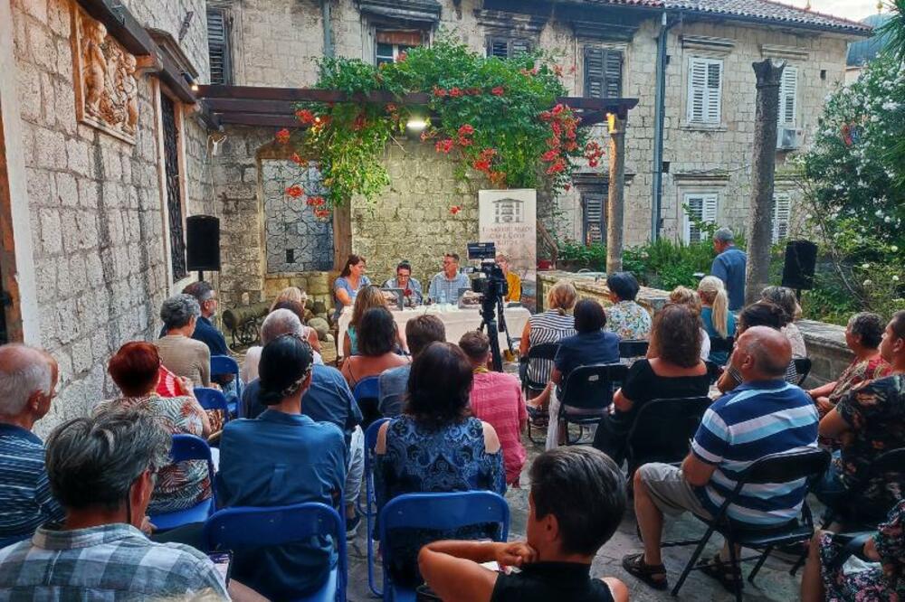 Predstavljena knjiga "Život Meduse" u Kotoru, Foto: Privatna arhiva