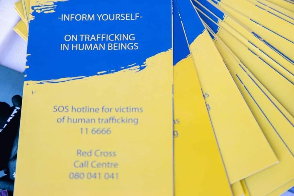 prijavi trgovinu ljudima