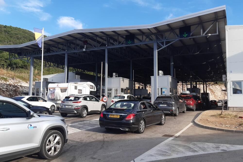 Sa graničnog prelaza, Foto: Biljana Matijašević