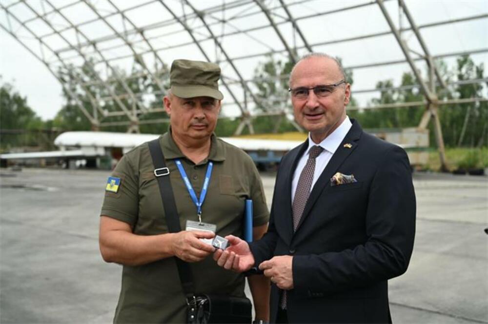 Grlić Radman (desno) juče u Kijevu