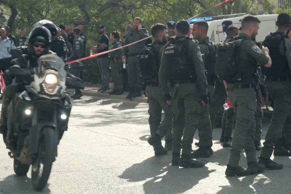 Izraelske snage stižu na mjesto pucnjave u naselju Male Adumim, Foto: Reuters