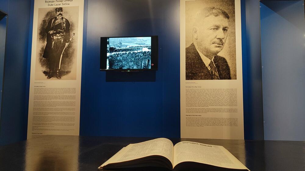 <p>Završetak radova presjecanjem vrpce ozvaničili su predsjednik države Jakov Milatović i gradonačelnik Plužina, Slobodan Delić, dok će Kula za posjetioce biti otvorena najvjerovatnije početkom septembra.</p>