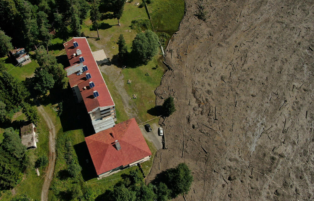 <p>To je danas saopštio gruzijski ministar regionalnog razvoja i infrastrukture Irakli Karseladze.<br /> </p>