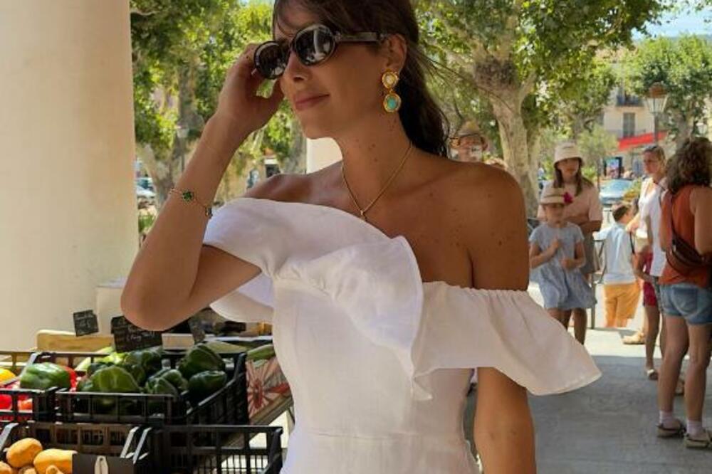 Ilustracija, Foto: Instagram/juliesfi