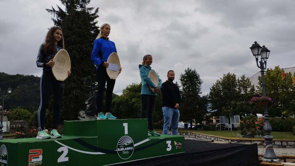 Učesnicima trke uručene nagrade