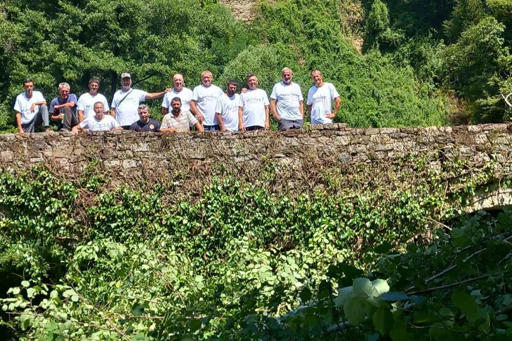 Mještani u akciji, Foto: Dragana Šćepanović