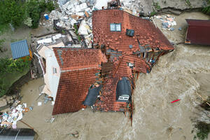 FOTO Slovenija i dalje u strahu od poplava, mnoga mjesta ugrožena...