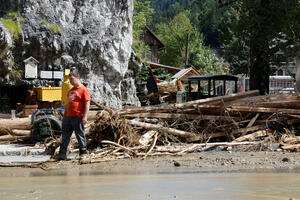 NATO i EU šalju pomoć Sloveniji posle razornih poplava