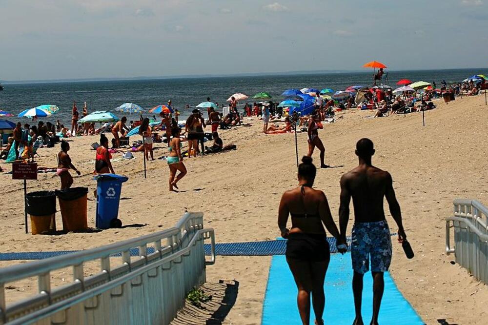 Rokavej plaža ostaje zatvorena za plivanje i surfere, Foto: Getty Images