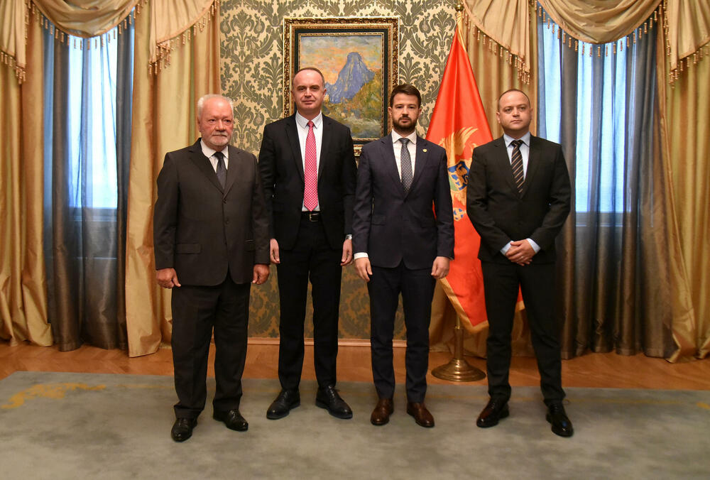 <p>Konsultacije su održane u rezideniciji predsjednika na Cetinju</p>