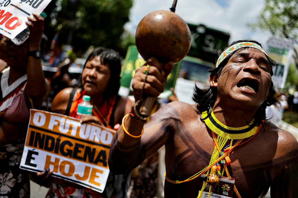 <p>Osam država koje dijele amazonsku prašumu nisu se dogovorile da obustave krčenje šume i smanje vađenje nafte ili gasa. Samit je najavljen velikim riječima, ali se mlako privodi kraju, praćen protestima</p>