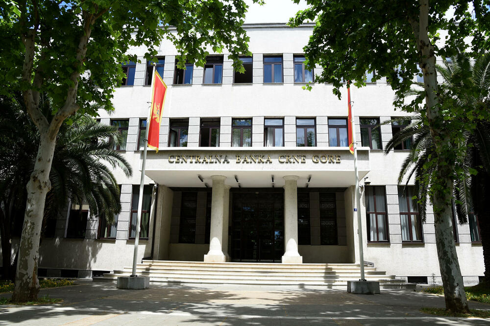 Rekordan iznos depozita 5,27 milijardi: CBCG, Foto: Luka Zekovic