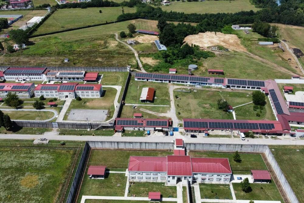 Foto: EPCG-Solar gradnja