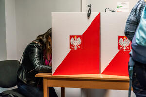 Izborna kampanja u Poljskoj: Početna prednost za vladajuću...