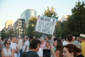 Protest "Srbija protiv nasilja": "Želimo da se borimo za...