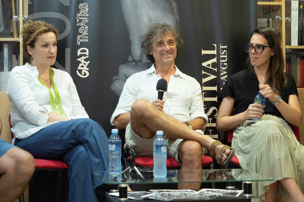 Sa pres konferencije, Foto: Grad teatar