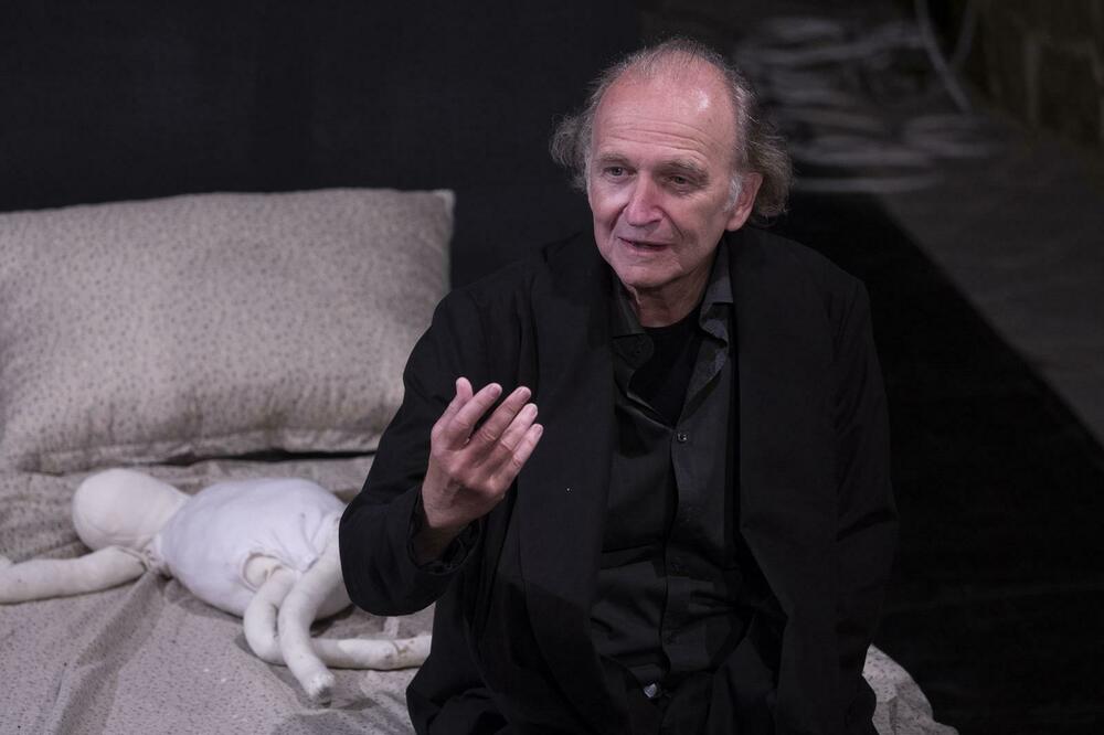 Cvetković u predstavi “(Pra)Faust” na festivalu Grad teatar, Foto: Grad teatar