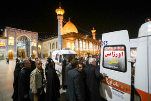 Pucnjava u šiitskom svetilištu u Iranu: Jedna osoba poginula,...