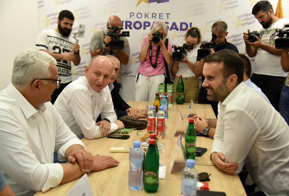 <p>Spajić je u četvrtak od šefa države dobio mandat za sastav vlade. Rok da završi taj posao je tri mjeseca, a mora dobiti podršku najmanje 41 poslanika</p>