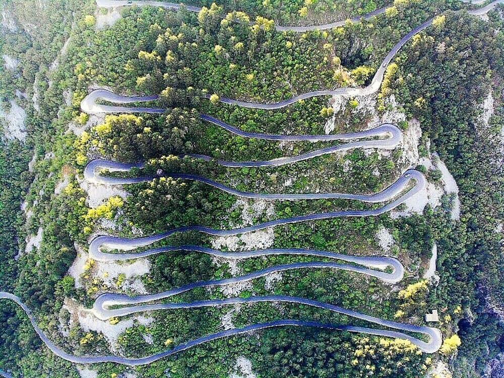 Dio Serpentina na putu Trojica - Njeguši