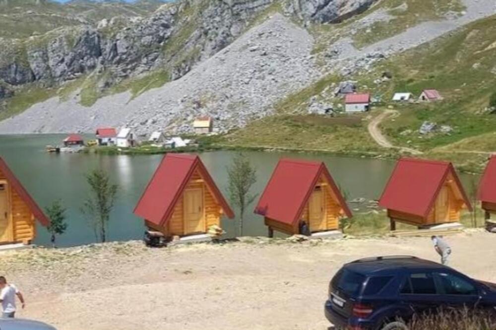 Vikend naselje na Kapetanovom jezeru, Foto: Privatna arhiva