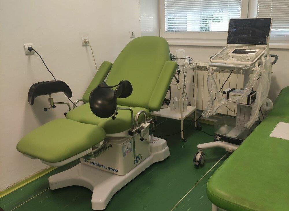 Donirana ginekološka stolica