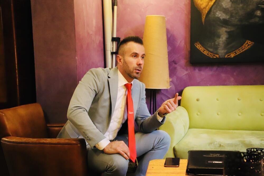 Odrekao se privilegije: Boris Bogdanović