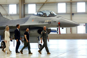 Ukrajinci počeli obuku za F-16, ali će čekati na avione