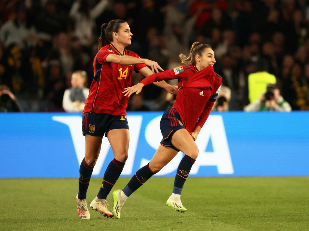 <p>U finalu u Sidneju, ženska selekcija "crvene furije" savladala aktuelne evropske prvakinje, fudbalerke Engleske sa 1:0, i prvi put se popela na svjetski krov. Presudio gol Olge Karmone u 29. minutu</p>