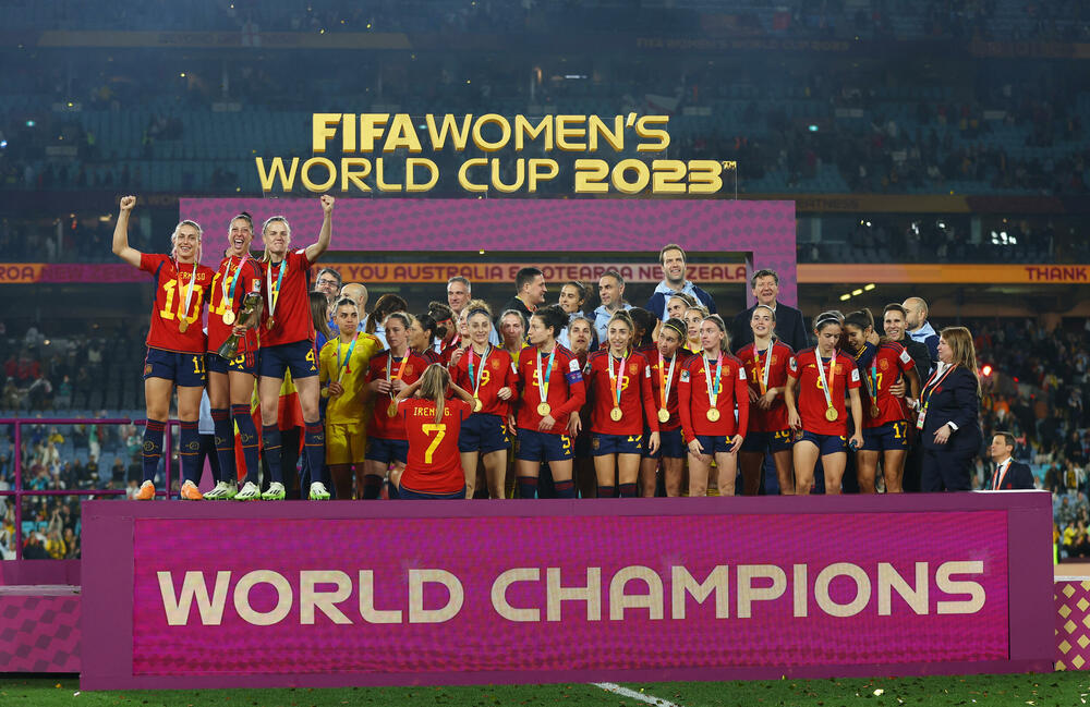 <p>U finalu u Sidneju, ženska selekcija "crvene furije" savladala aktuelne evropske prvakinje, fudbalerke Engleske sa 1:0, i prvi put se popela na svjetski krov. Presudio gol Olge Karmone u 29. minutu</p>