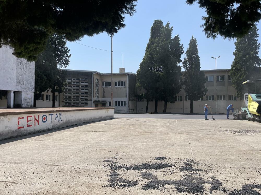 Radovi na rekonstrukciji terena OŠ 'Savo Pejanović' u Podgorici