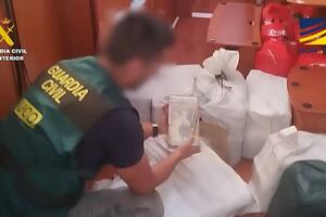 U Atlantskom okeanu zaplijenjeno 700 kilograma kokaina, uhapšeni...