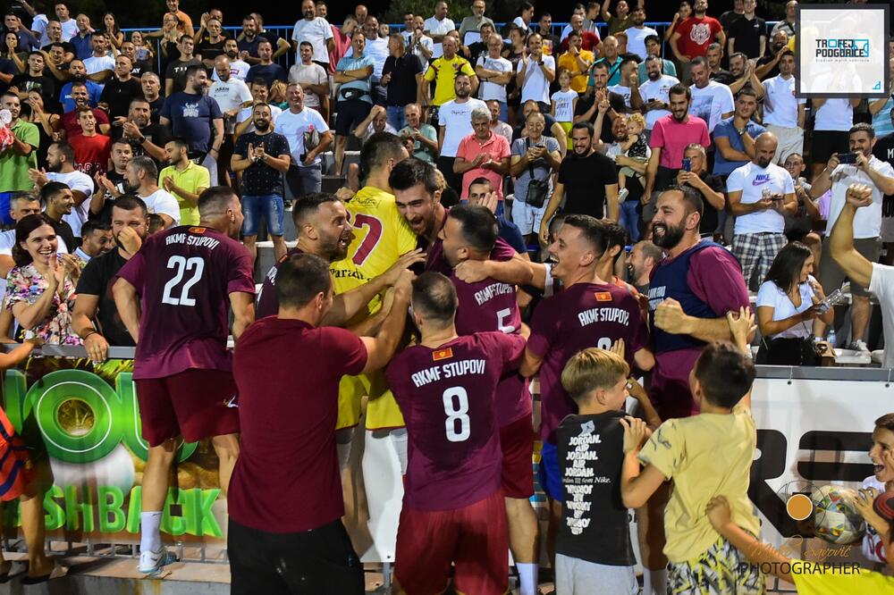 Slavlje Stupova pred 2.000 ljudi na Stadionu malih sportova, Foto: Trofej Podgorice/Mirko Savović