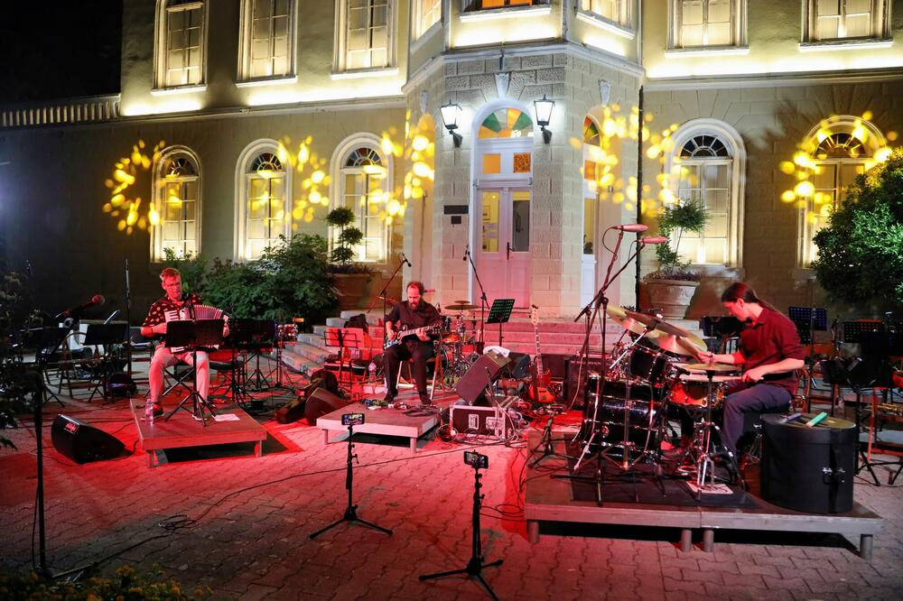 Tročlani sastav "Broodmen", Foto: Barski ljetopis