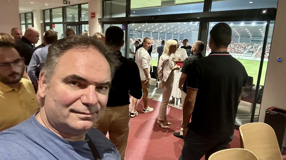 Dragoslav Dedović na stadionu