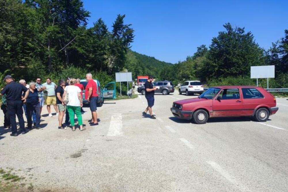 Blokiran magistralni put Nikšić – Plužine, Foto: Svetlana Mandić