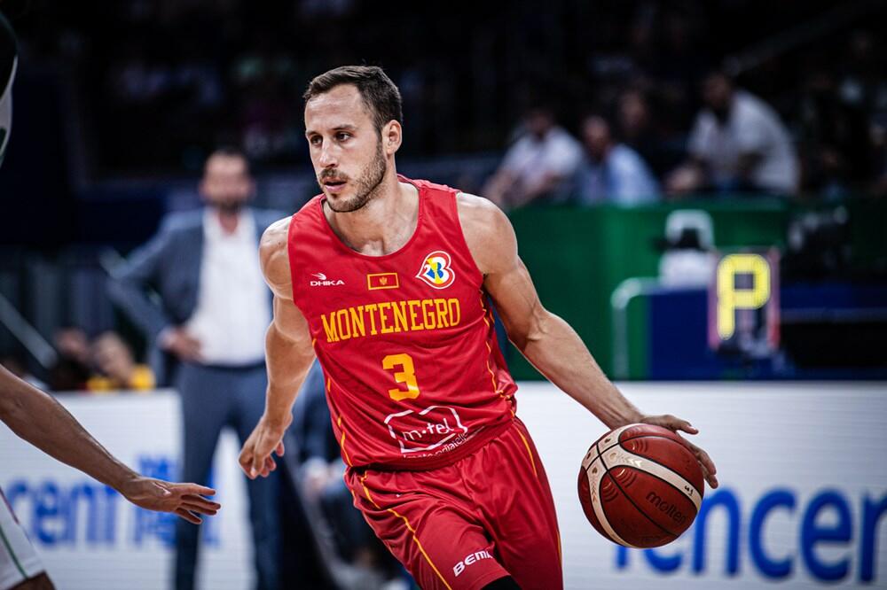 Mihailović na utakmici sa Meksikom, Foto: FIBA