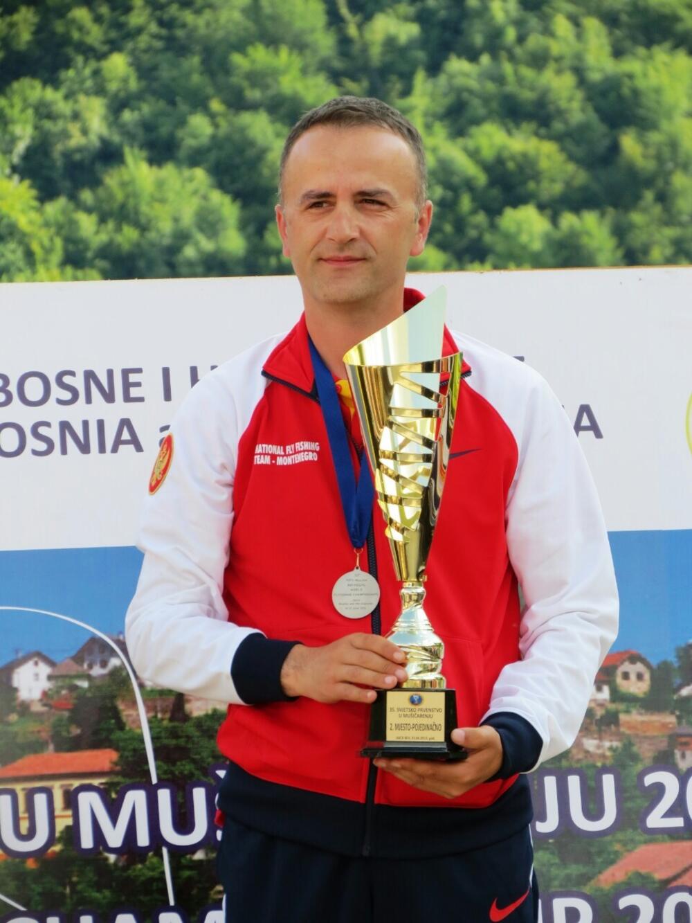 Teško do takmičenja